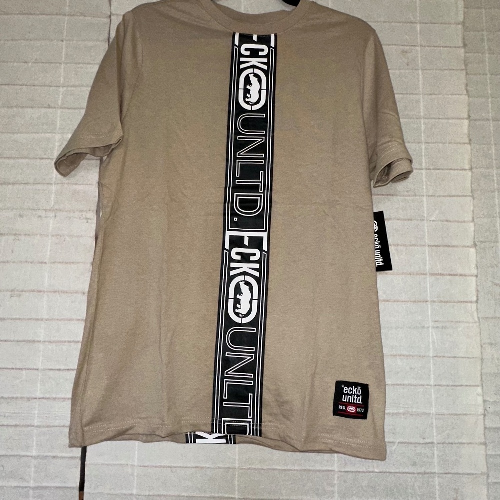 Echo Unltd Men,s Graphic T- Shirt Size L